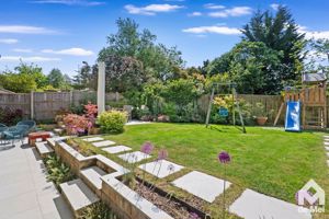 Photo 13- click for photo gallery